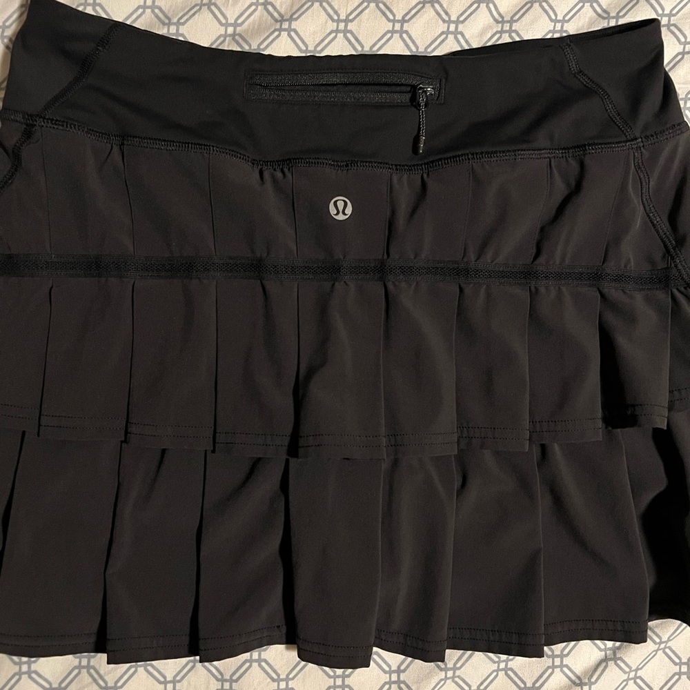 Lululemon pleaded athletics skirt